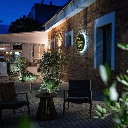 Turul Boutique Rooms & Apartment 索尔沃什 外观 照片