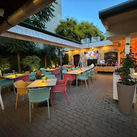 Turul Boutique Rooms & Apartment 索尔沃什 外观 照片